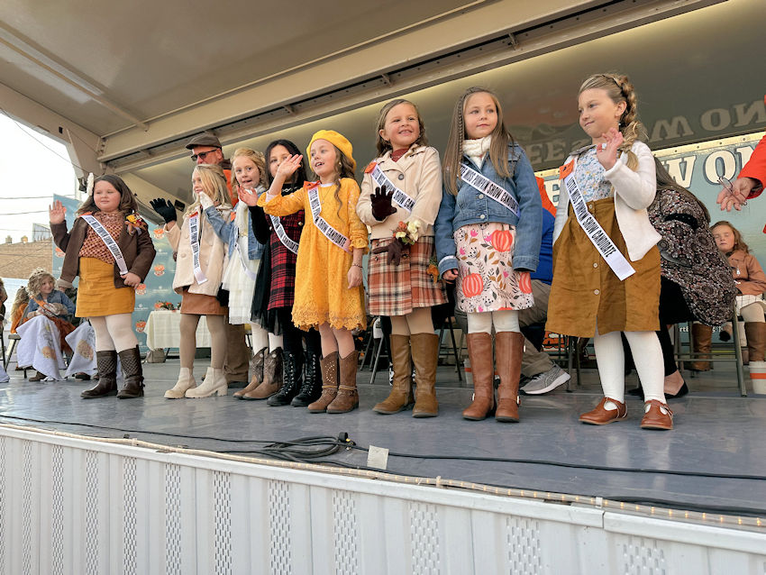 The Official Circleville Pumpkin Show Website 2022 Little Miss
