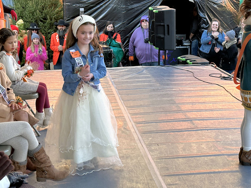 The Official Circleville Pumpkin Show Website 2022 Little Miss
